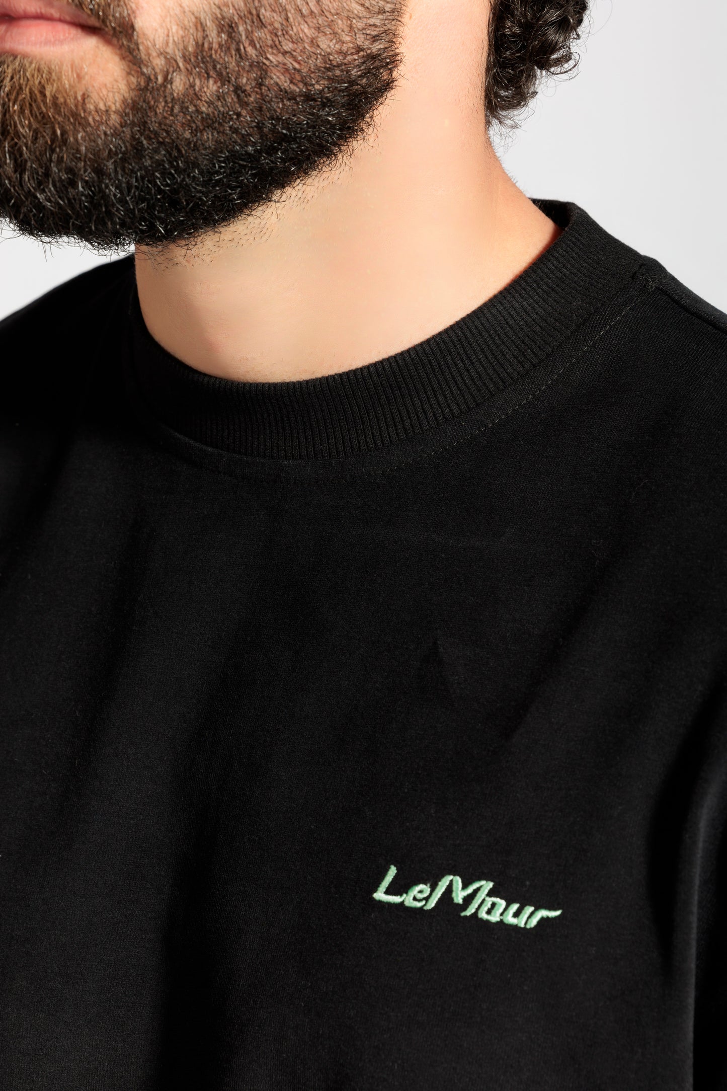 "ULA" - T-Shirt